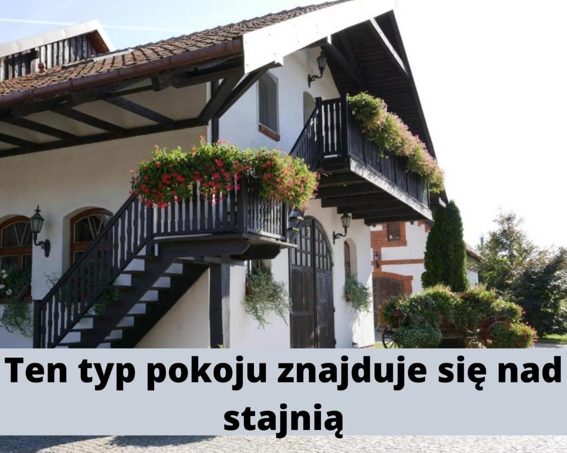Dworek Romanowski Sulowo  Buitenkant foto