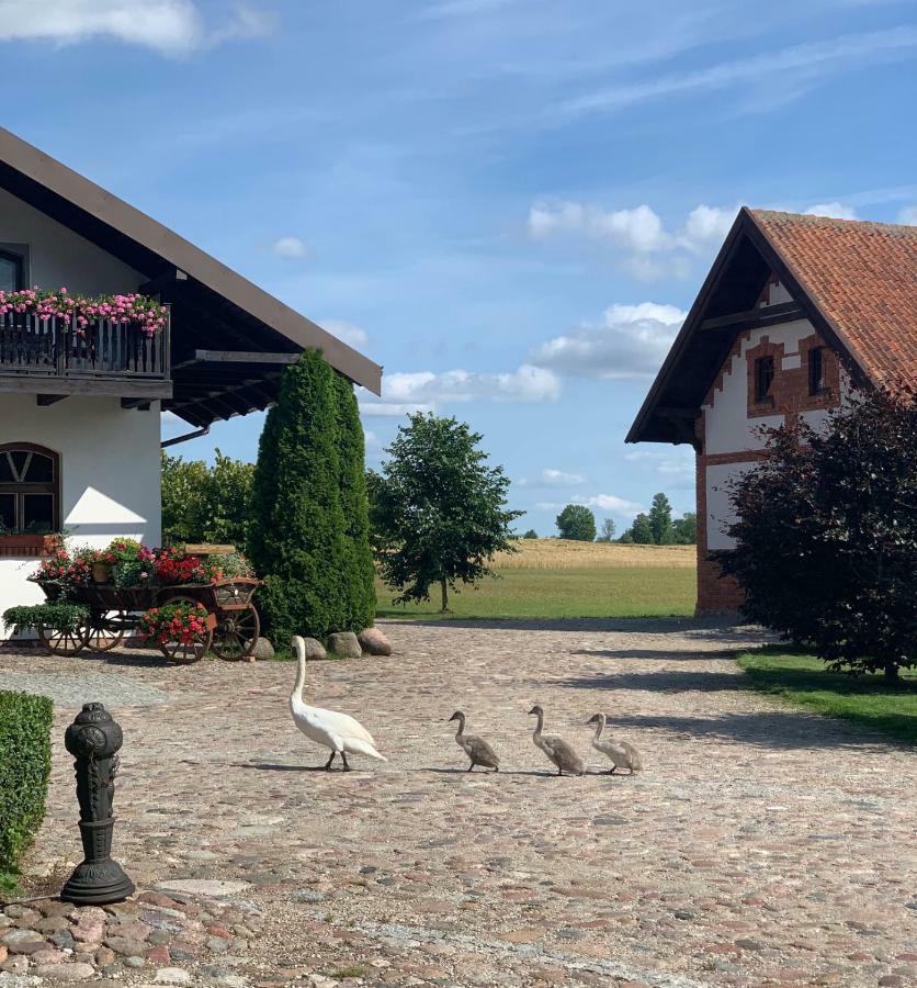 Dworek Romanowski Sulowo  Buitenkant foto